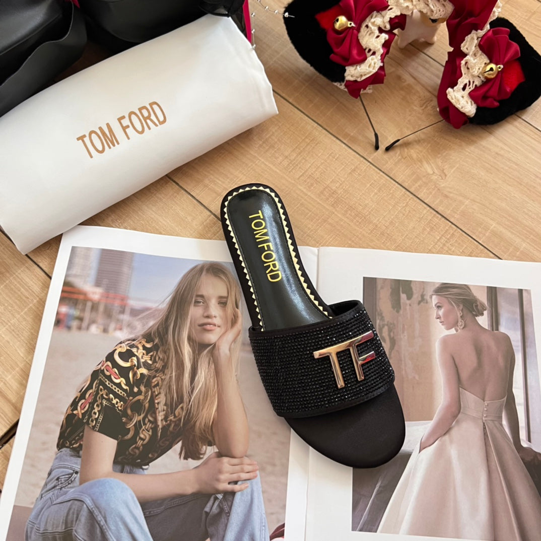 14A89ZDE Stylish Slippers