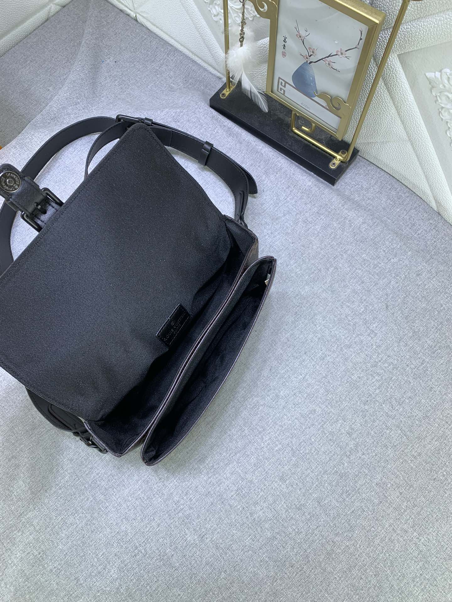 2XE465BDE Stylish leather bag