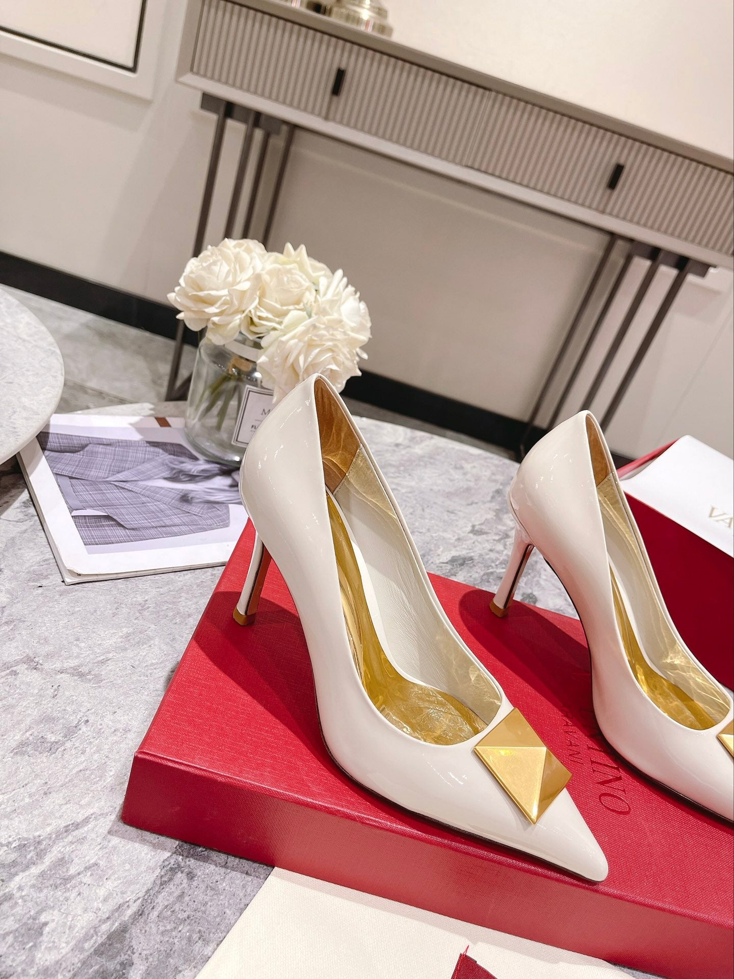 1WVL264ZDE Stylish sandals High heels