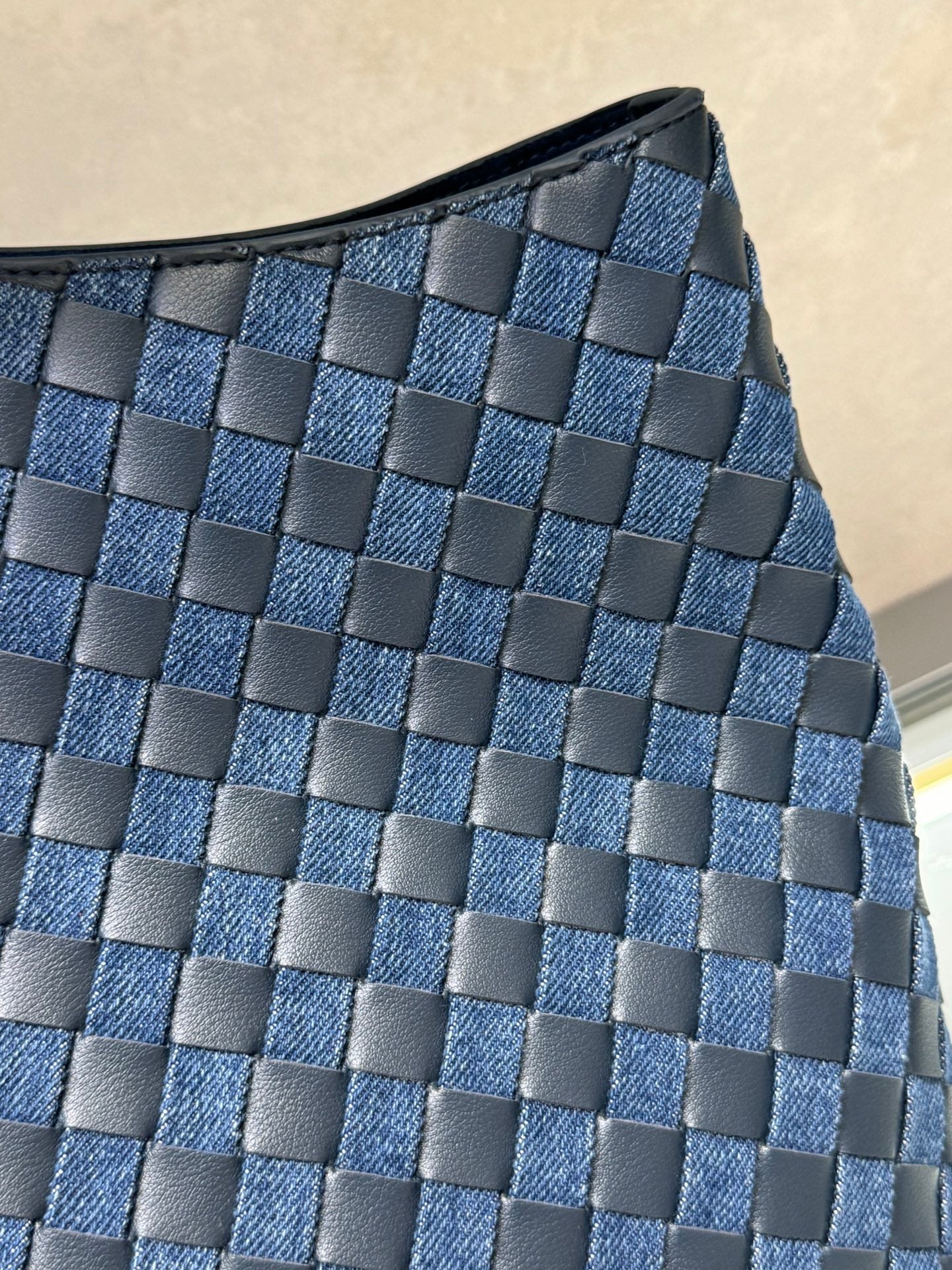 1XA70BDE Stylish High quality leather bag