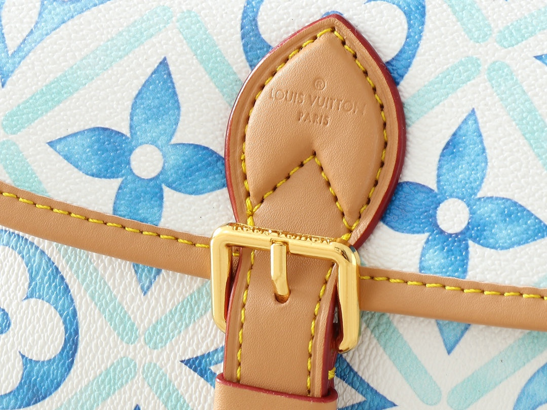 15XE2BDE Stylish leather bag)