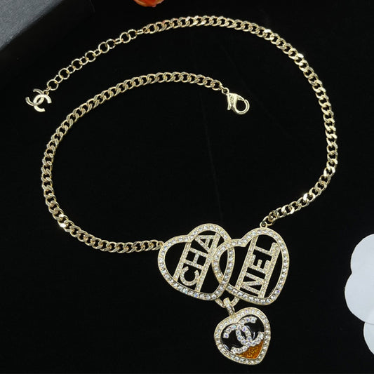 14C921XDE Stylish Necklaces