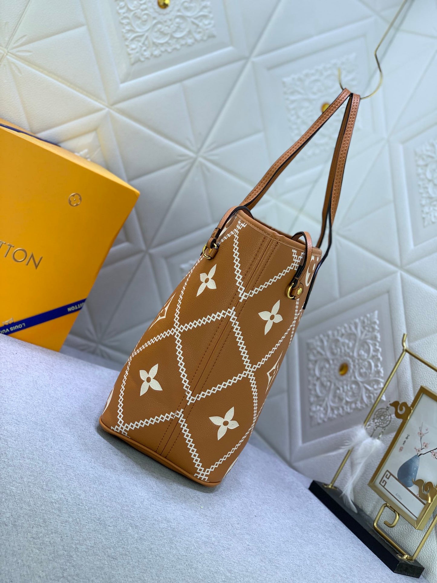 2XE88BDE Stylish leather bag 