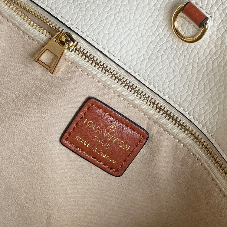 1E12BDE Stylish leather bag 