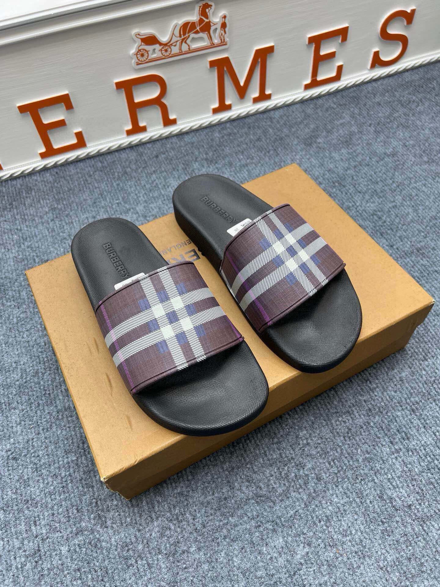 535ZR253ZDE Stylish Slippers