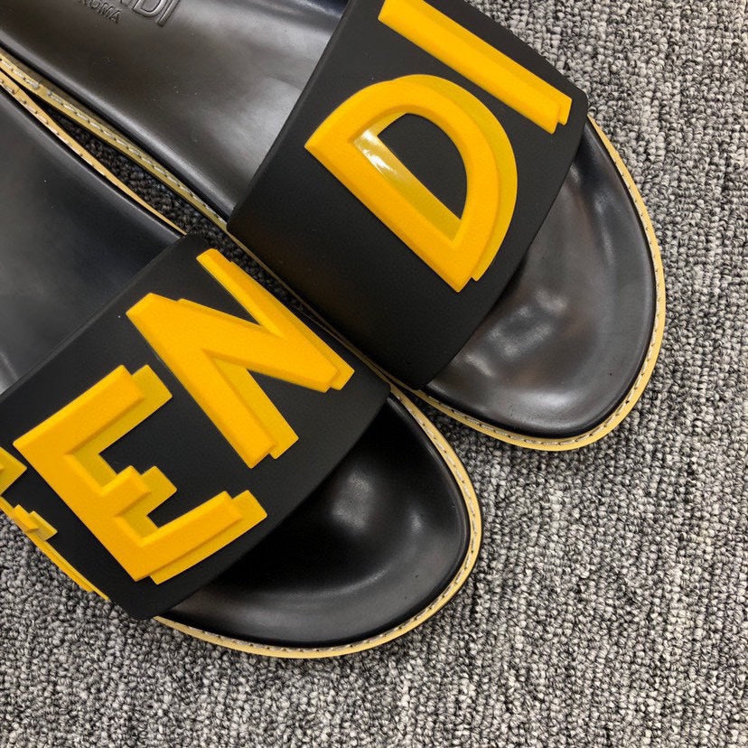 5XF106ZDE Stylish Slippers