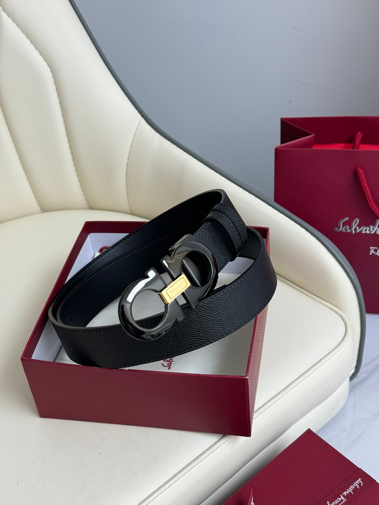 1WA170PDE Stylish  High quality belt With full package