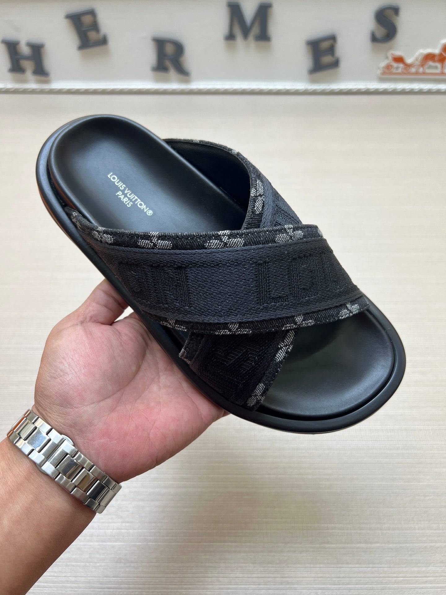 535ZE273ZDE Stylish Slippers