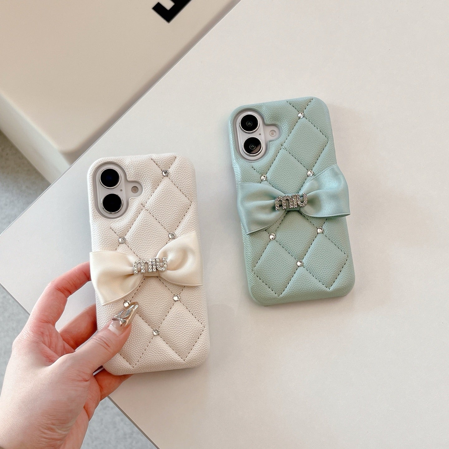 155RA24ADE Stylish Phone Case