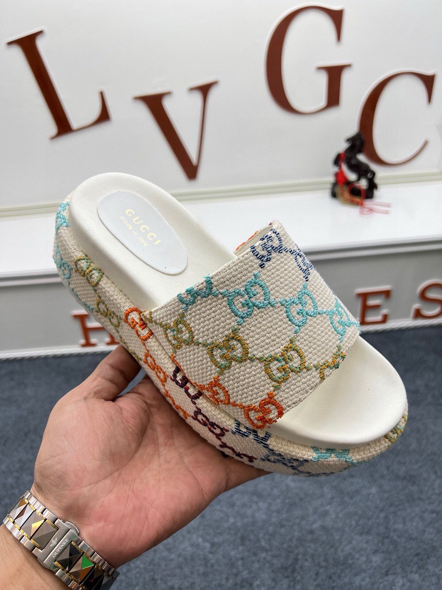 54B122ZDE Stylish slippers  Sole thickness 5.5cm