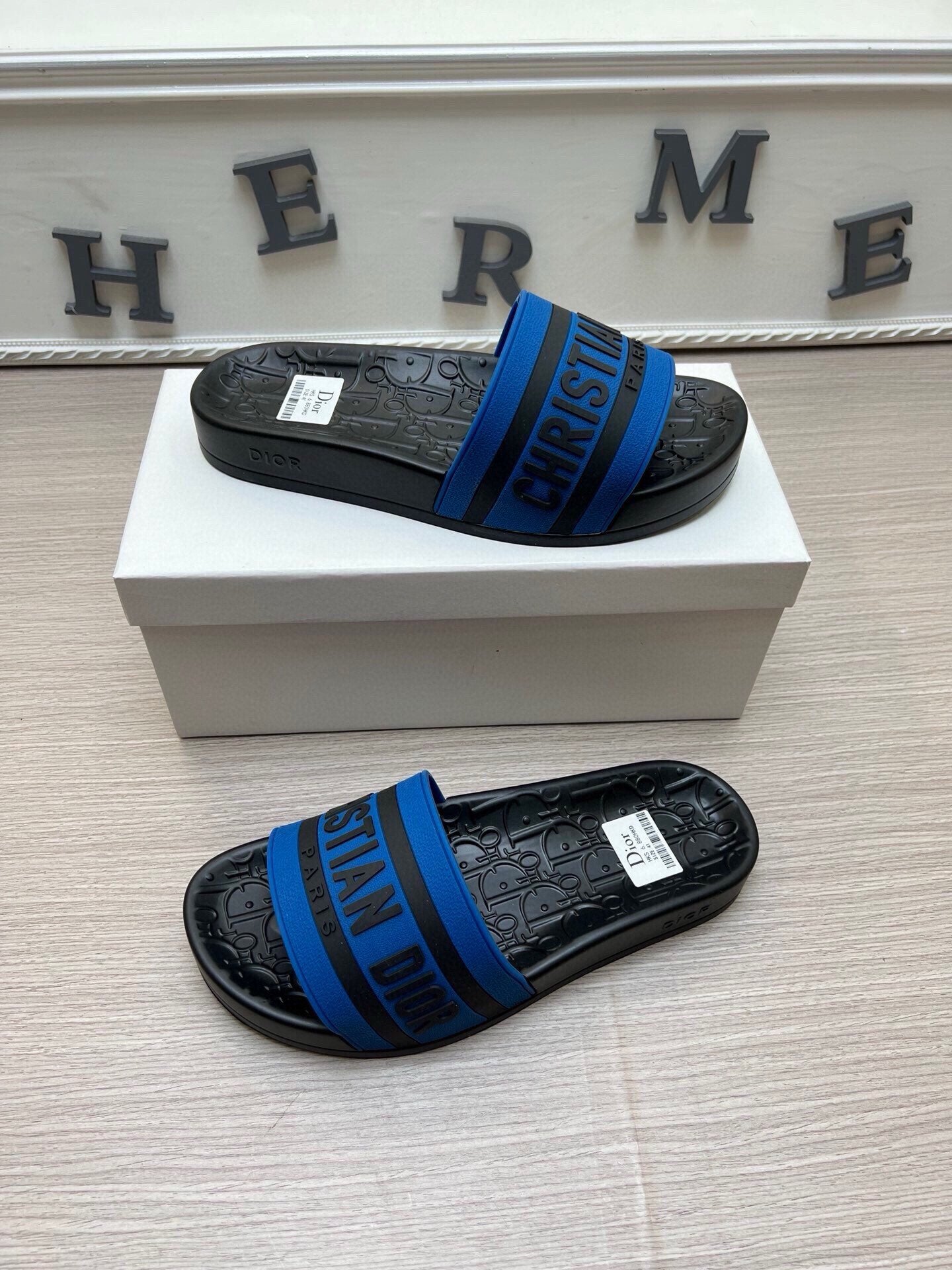 5LD212ZDE Stylish Slippers