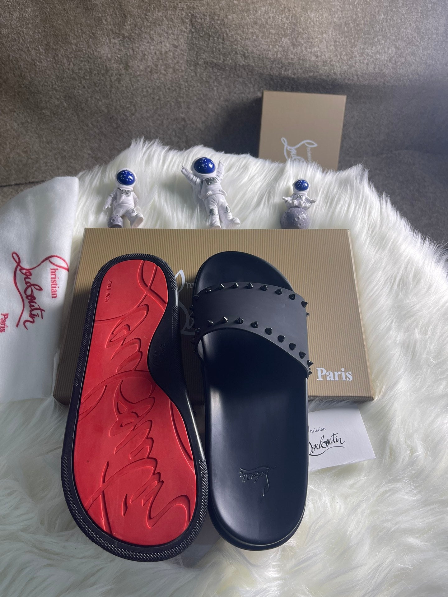 J4A26ZDE Stylish Slippers