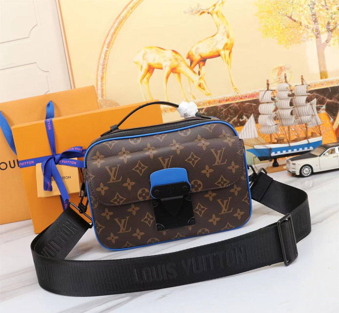 2XE137BDE Stylish leather bag 
