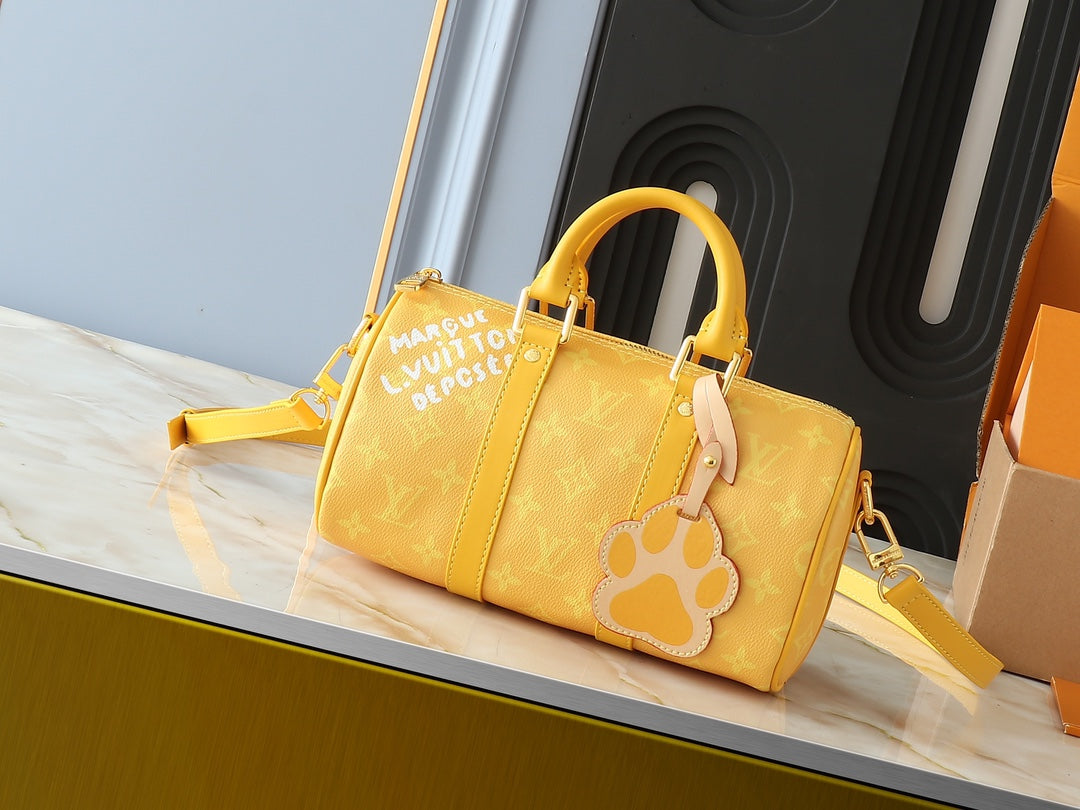 1XE60BDE Stylish leather bag