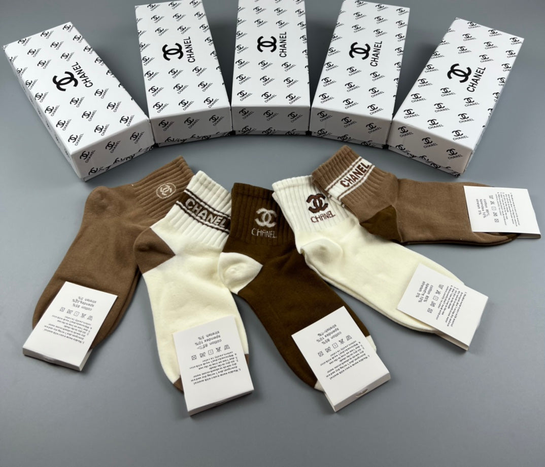 235QC64SDE Stylish socks(5 pairs )