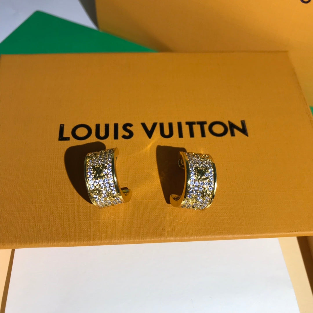 1YE351EDE Stylish Earrings