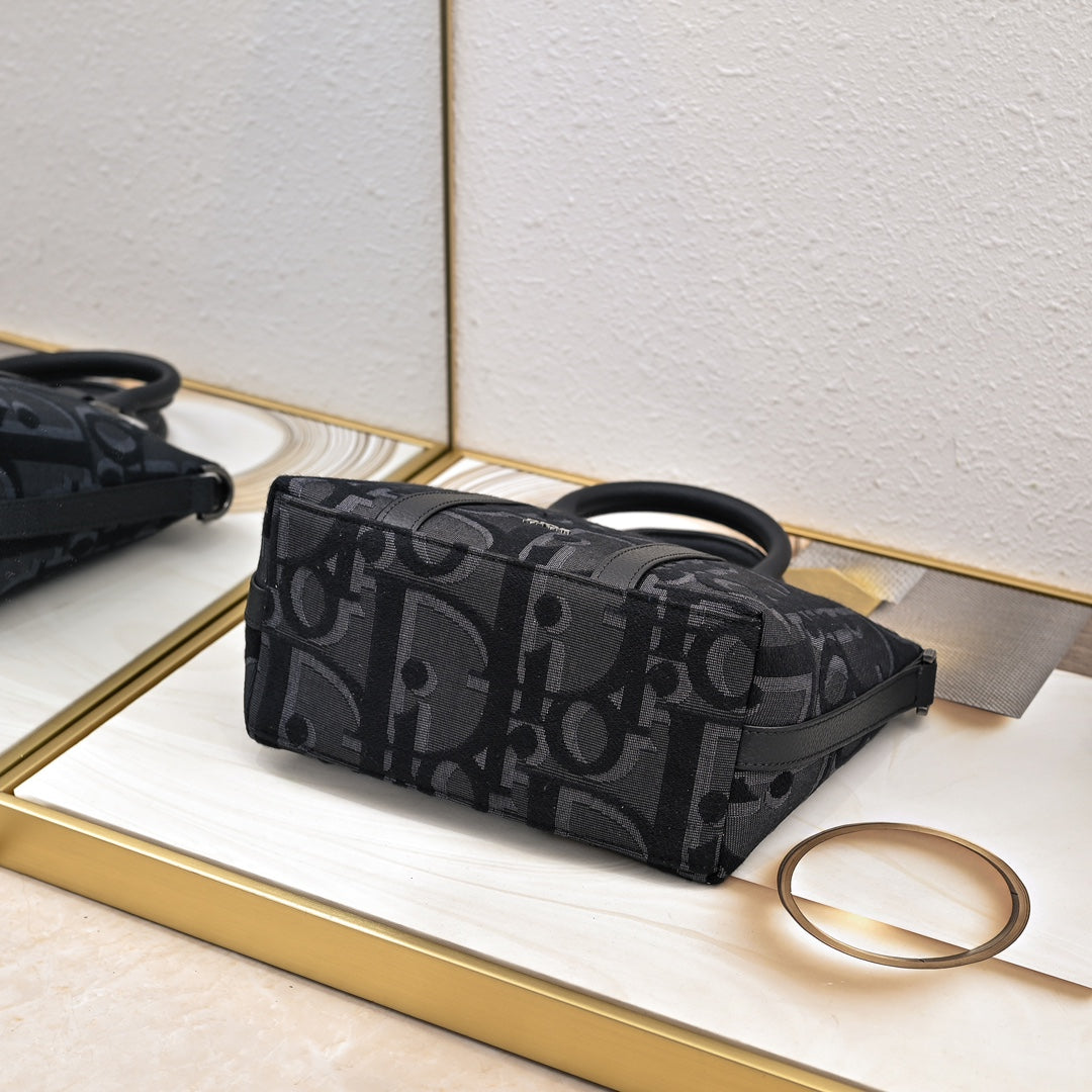 1XD65BDE Stylish bag