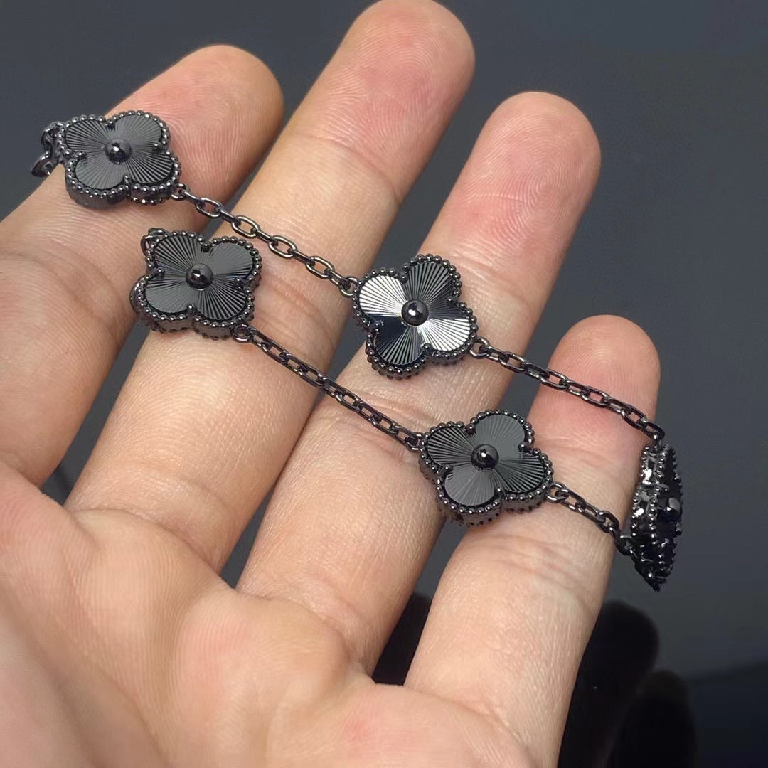 5XVA185KDE Stylish rings,earrings, bracelets,necklaces