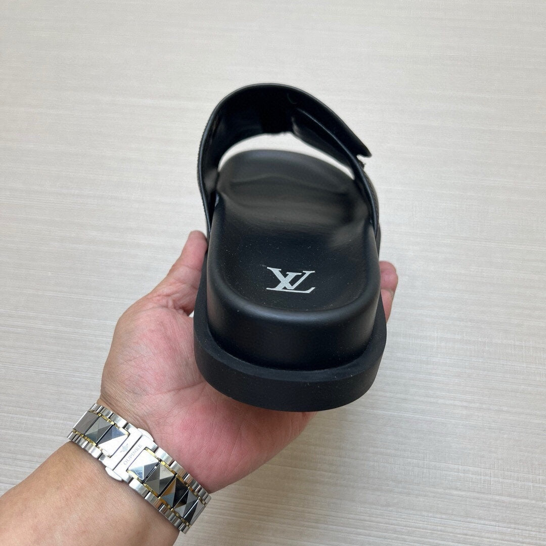 5WE248ZDE Stylish Slippers