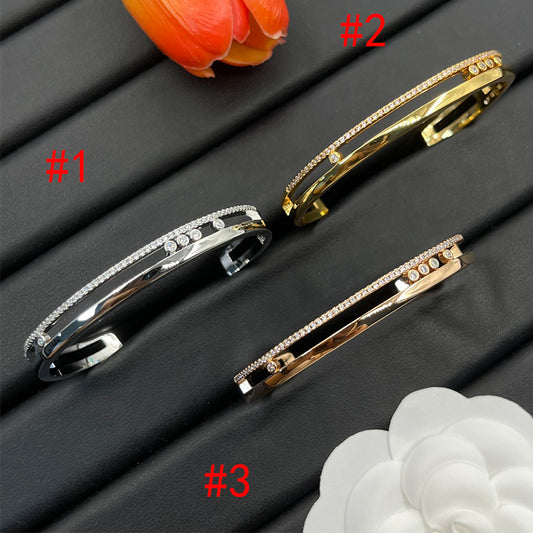 14A762KDE Stylish Bracelets