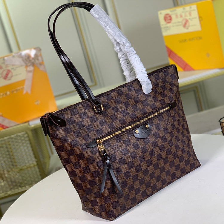 1E001BDE Stylish leather bag 