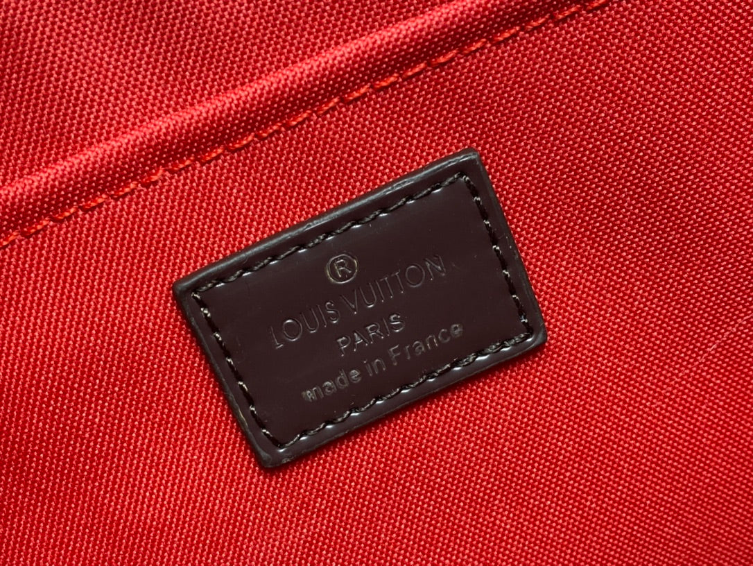 1WE2BDE Stylish leather Bags