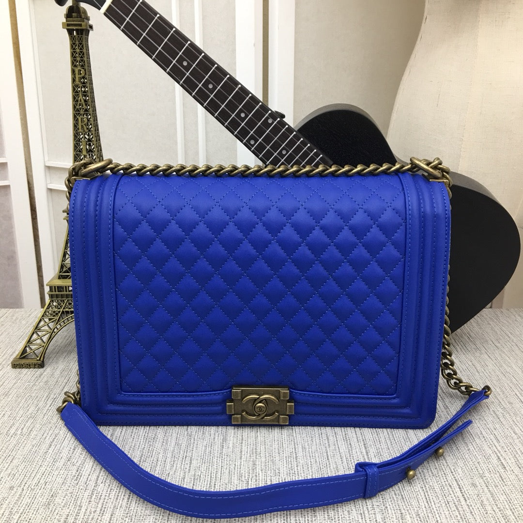 5C60BDE Stylish leather bag 