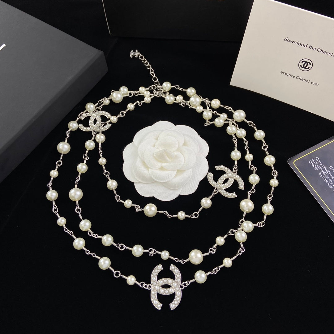 14C825KDE Stylish Necklaces