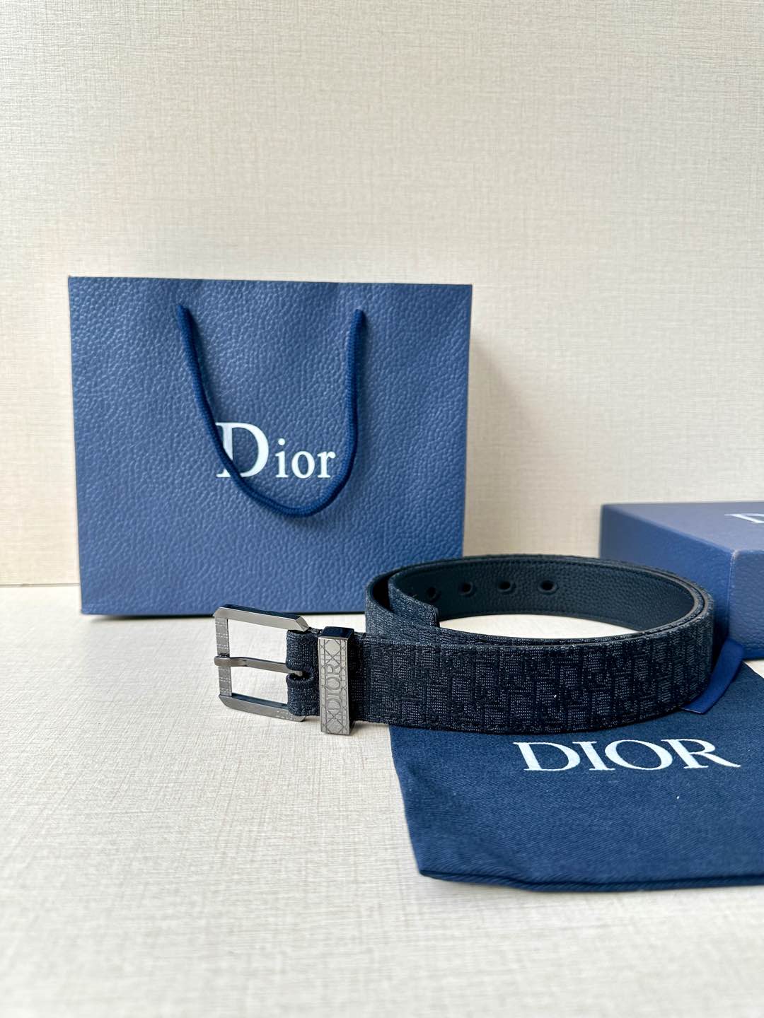 1WD156PDE Stylish  High quality belt With full package