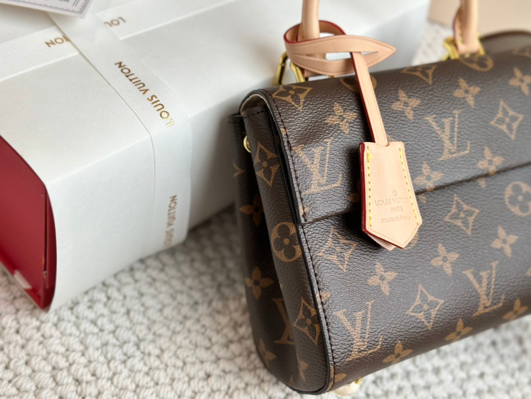 6XE122BDE Stylish leather bag 