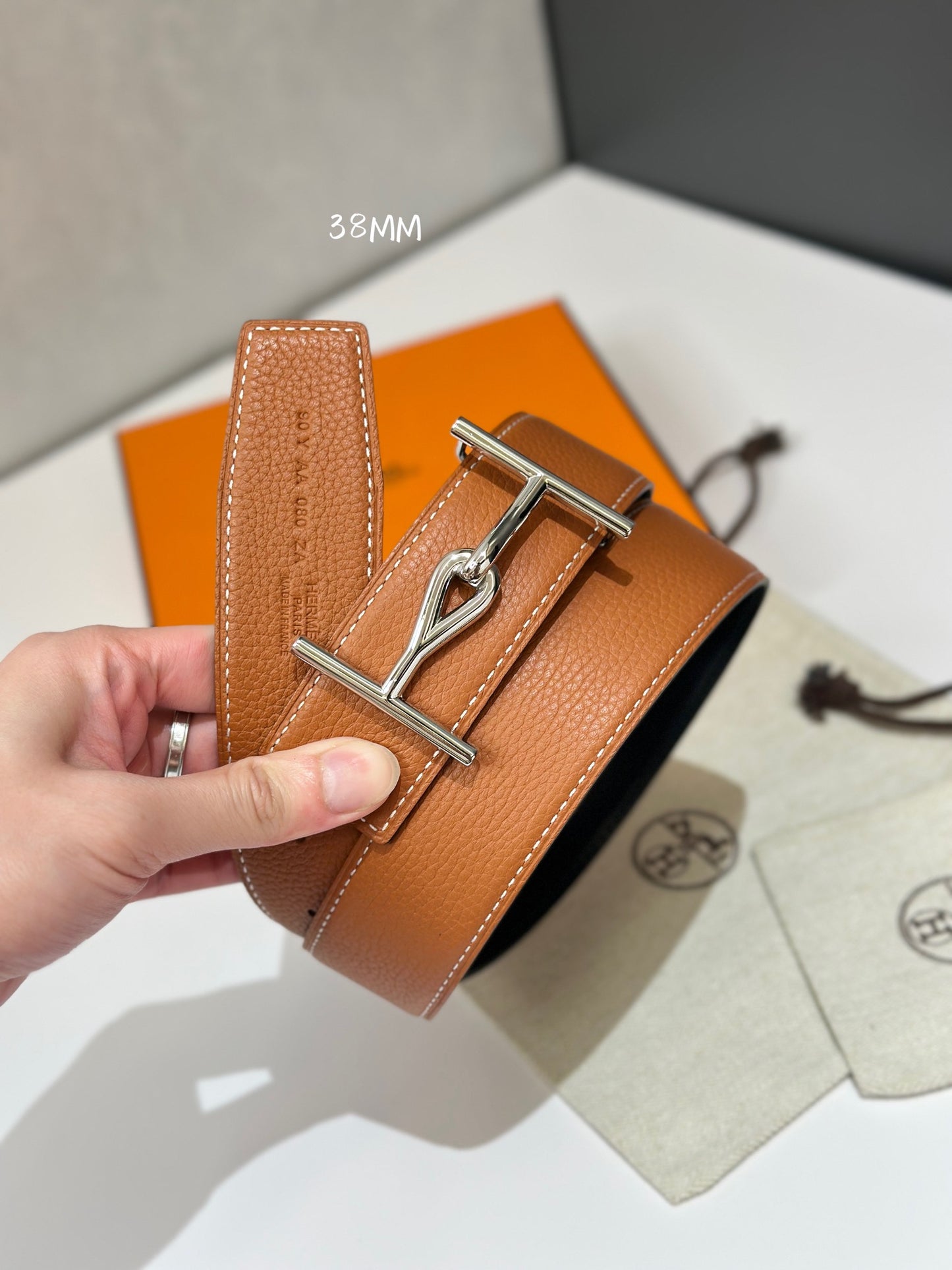 1WH195PDE Stylish  High quality belt With full package