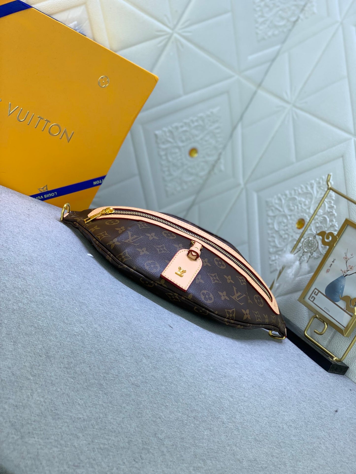 2XE86BDE Stylish leather bag 