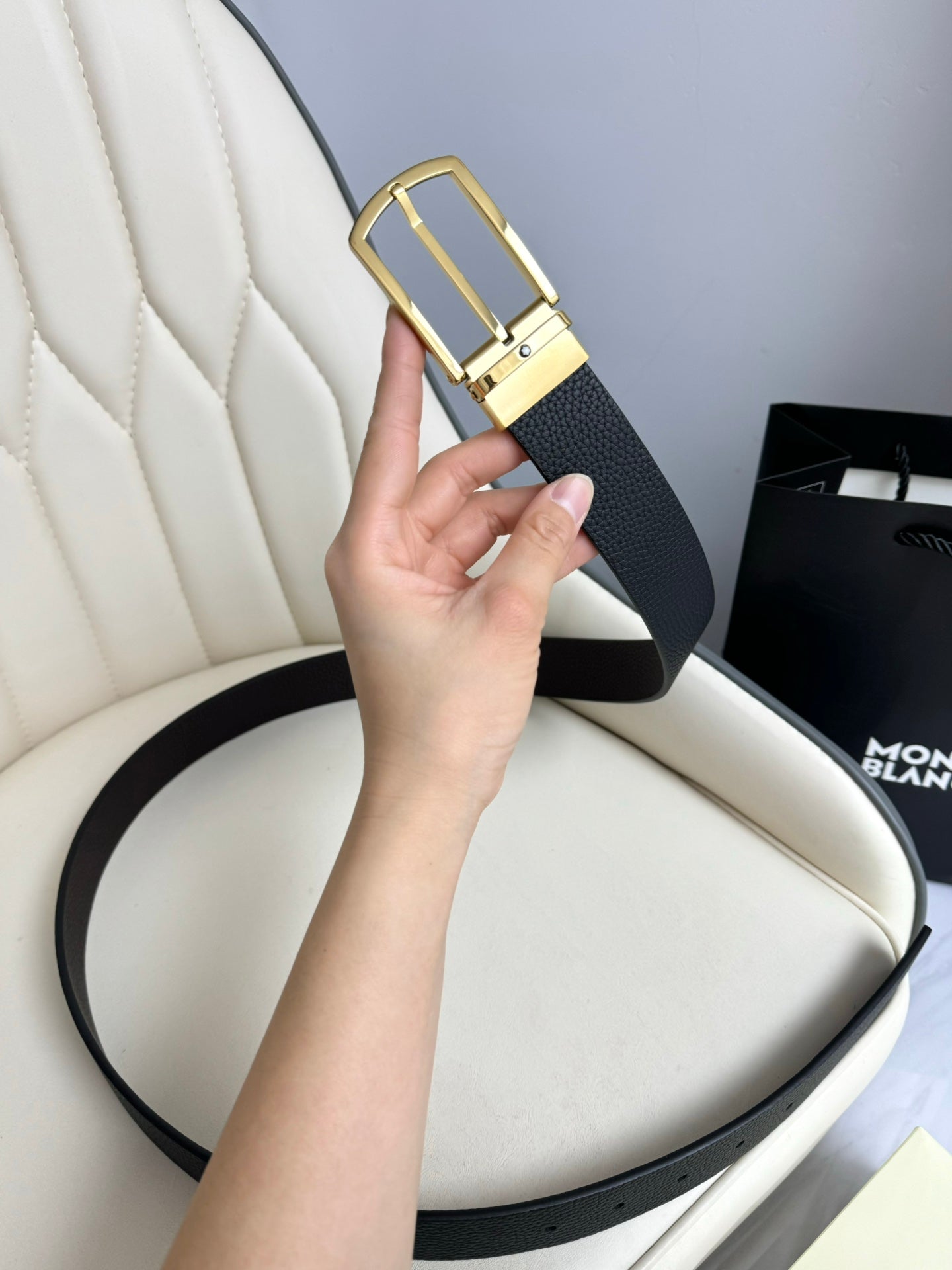 155RA238PDE Stylish  High quality belt With full package