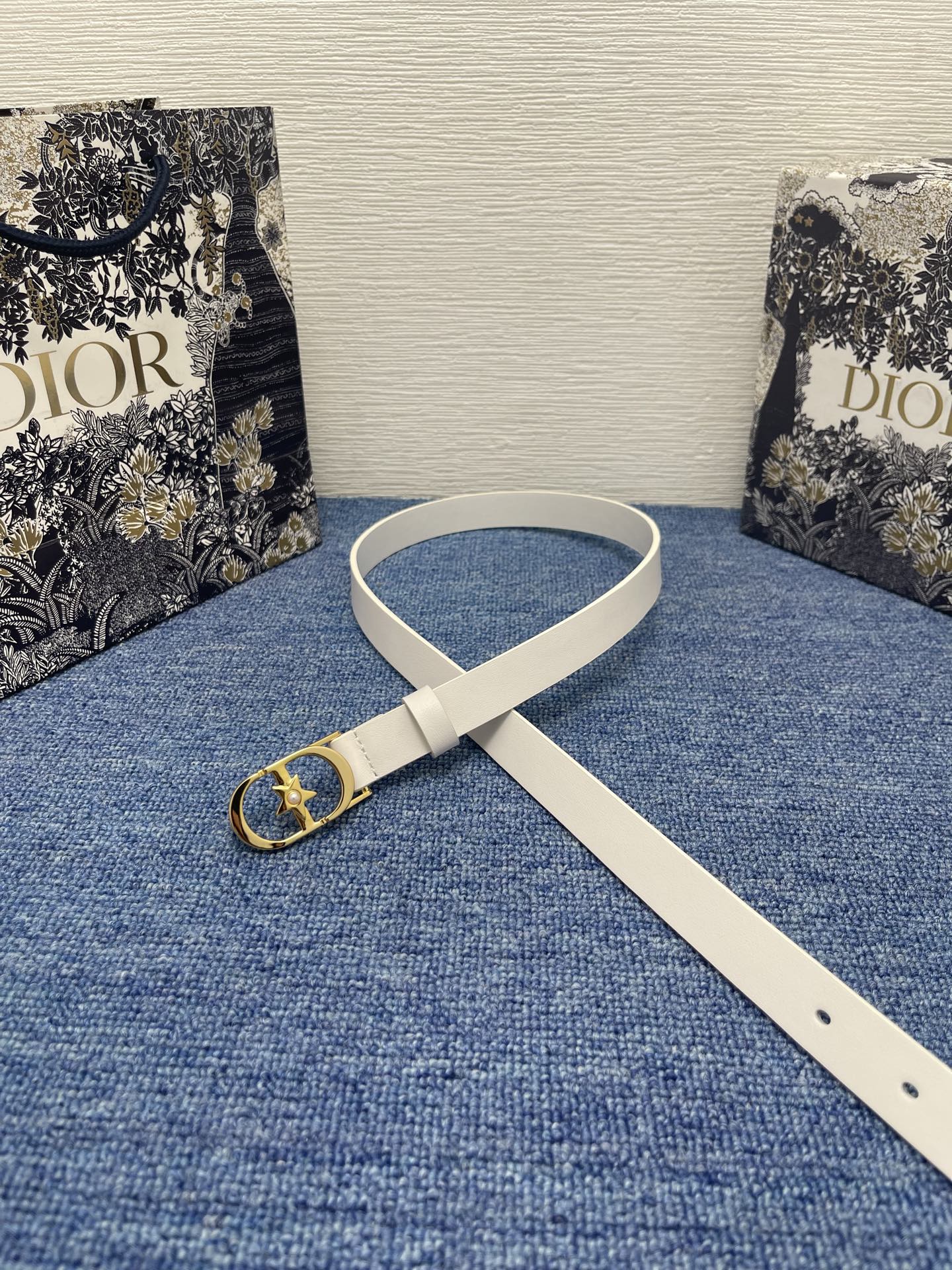 155RD205PDE Stylish  High quality belt With full package