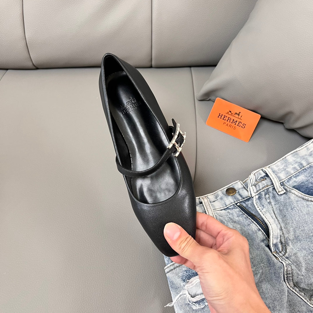 1JE1ZDE Stylish leather  boots