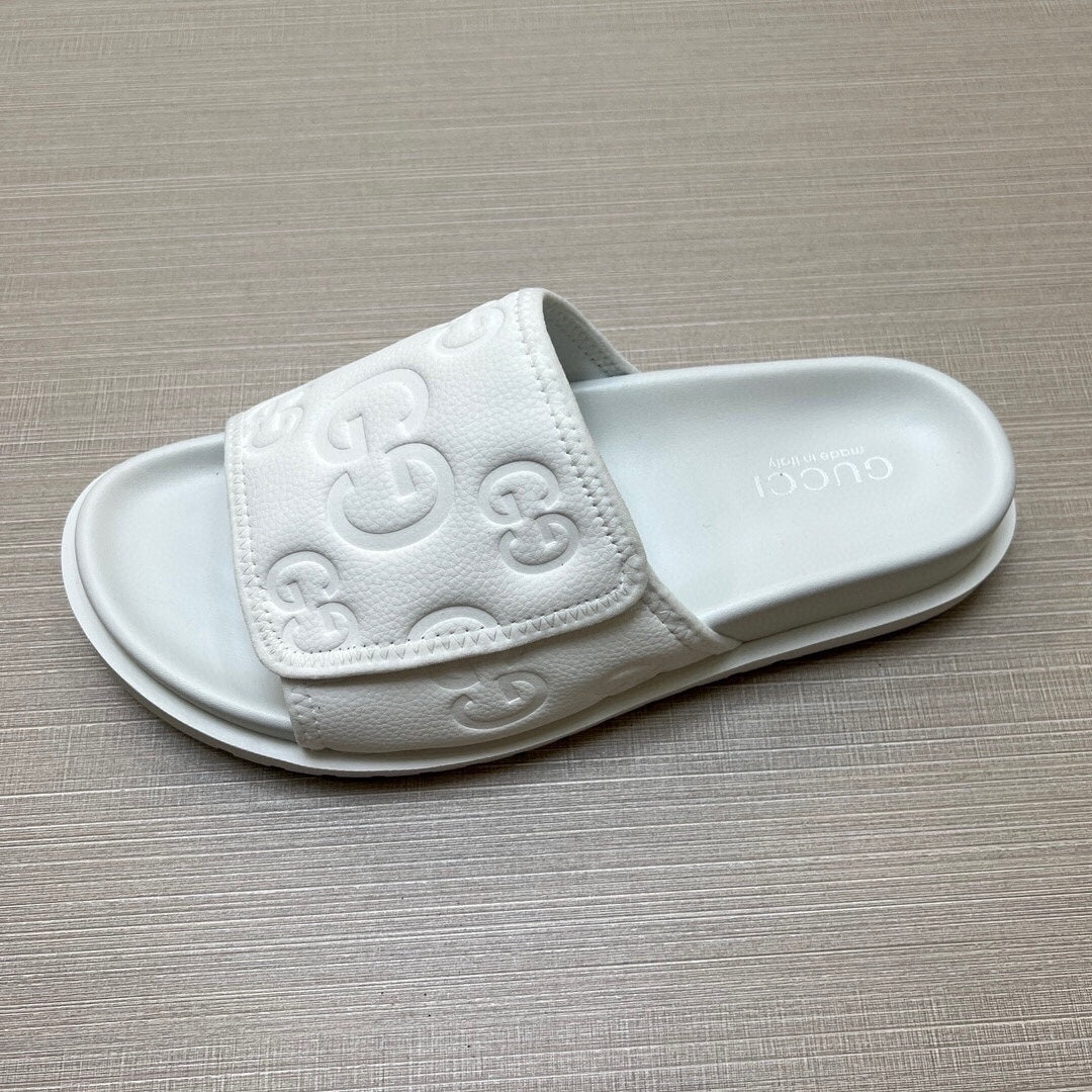 5LB230ZDE Stylish Slippers