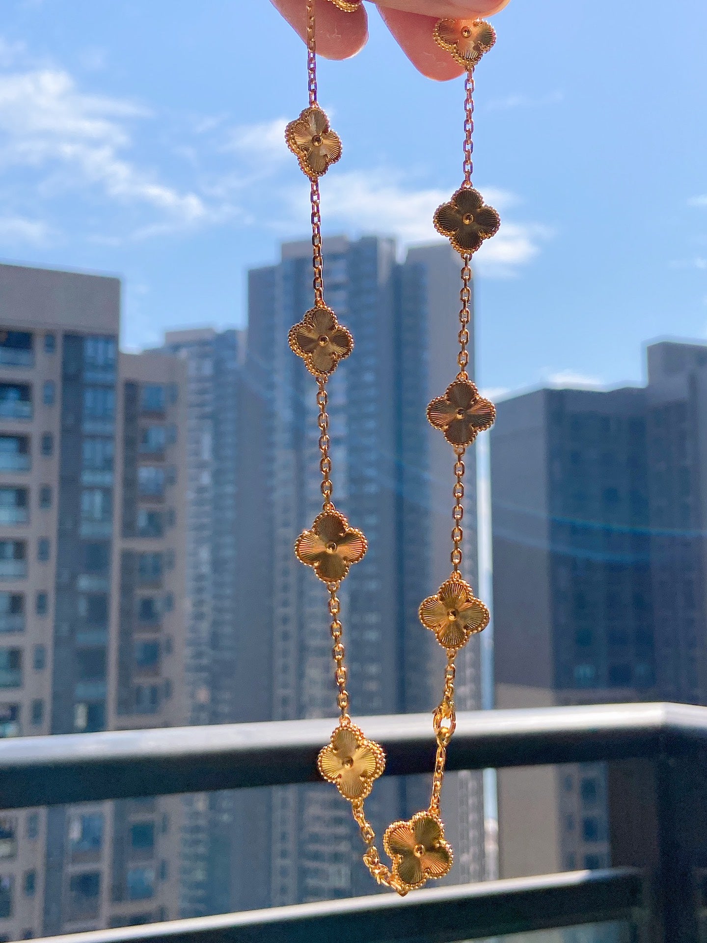 5XVA181XDE Stylish 10 flowers necklaces