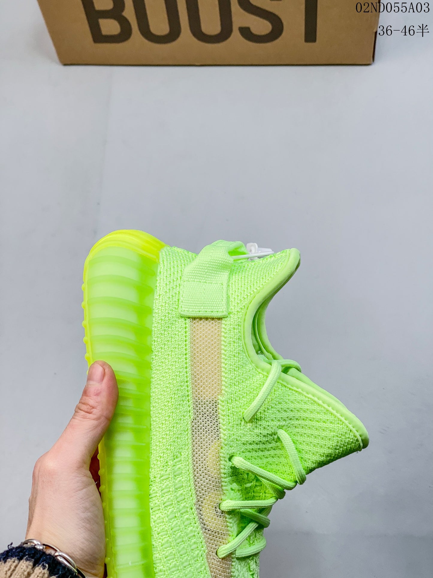 4YA88ZDE Stylish Sneakers (No Box, August-October Big Sale)