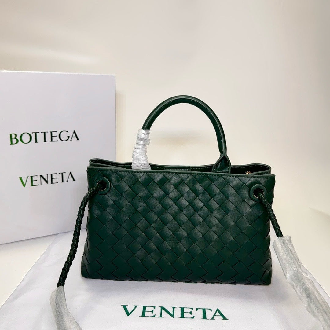 1XA81BDE Stylish leather bag