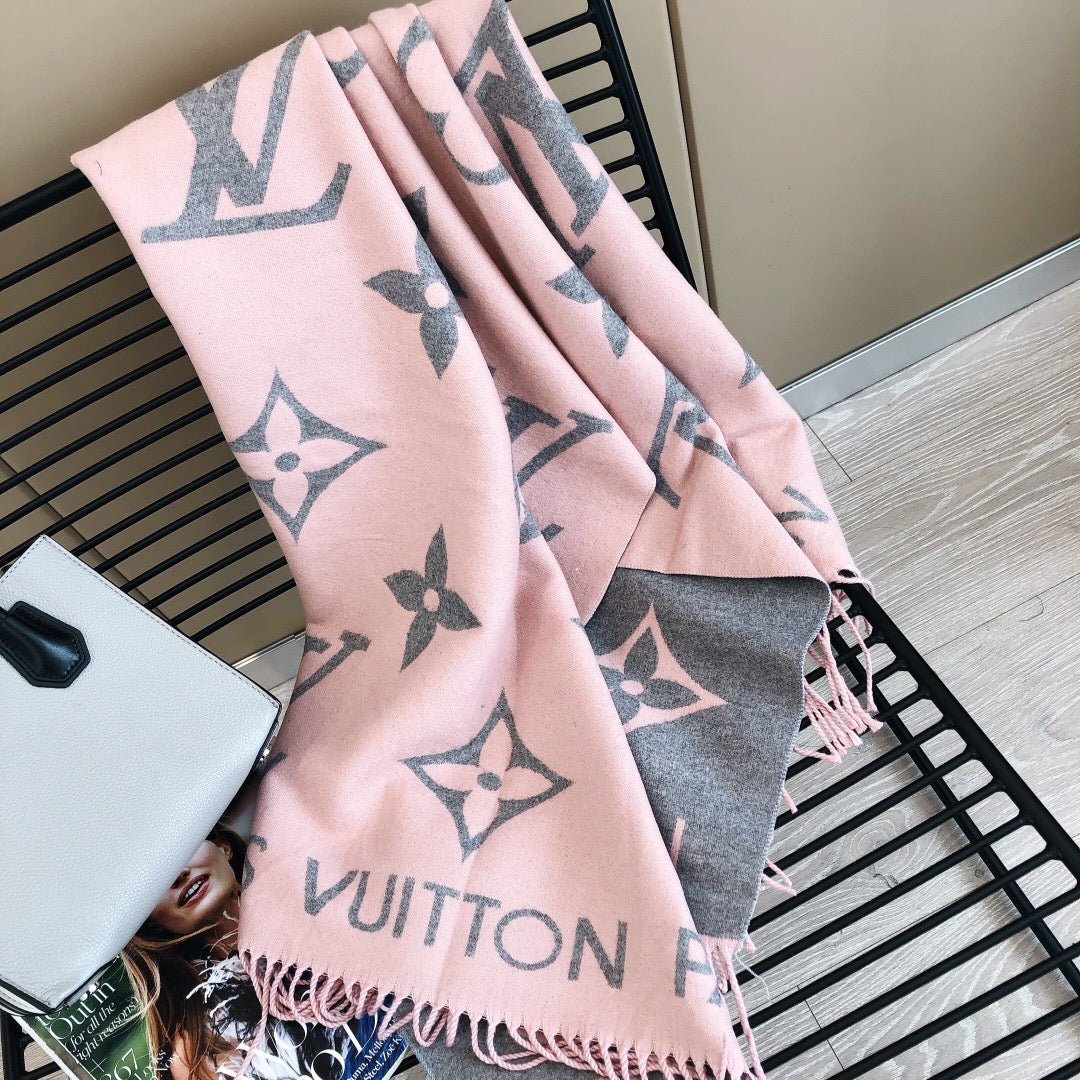 175RE48WDE Stylish Winter Scarves
