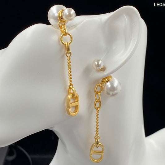 1YD216EDE Stylish Earrings