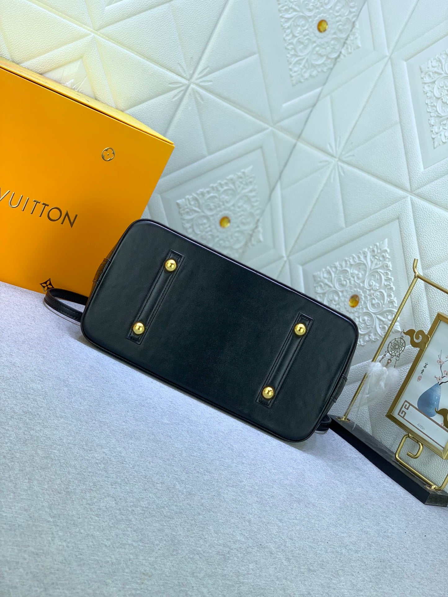 2XE337BDE Stylish leather bag 