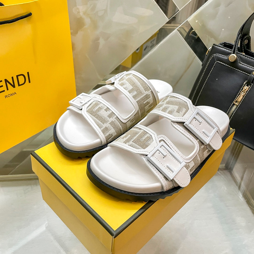 14F69ZDE Stylish slippers
