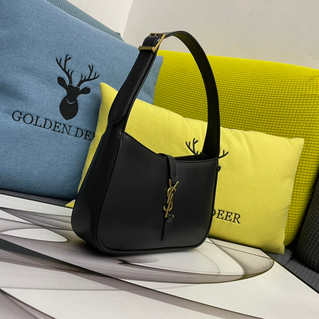 4XSL29BDE Stylish leather bag 