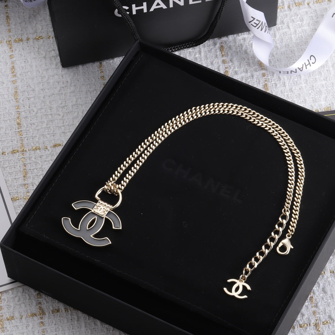 1YC10DE Stylish Necklaces