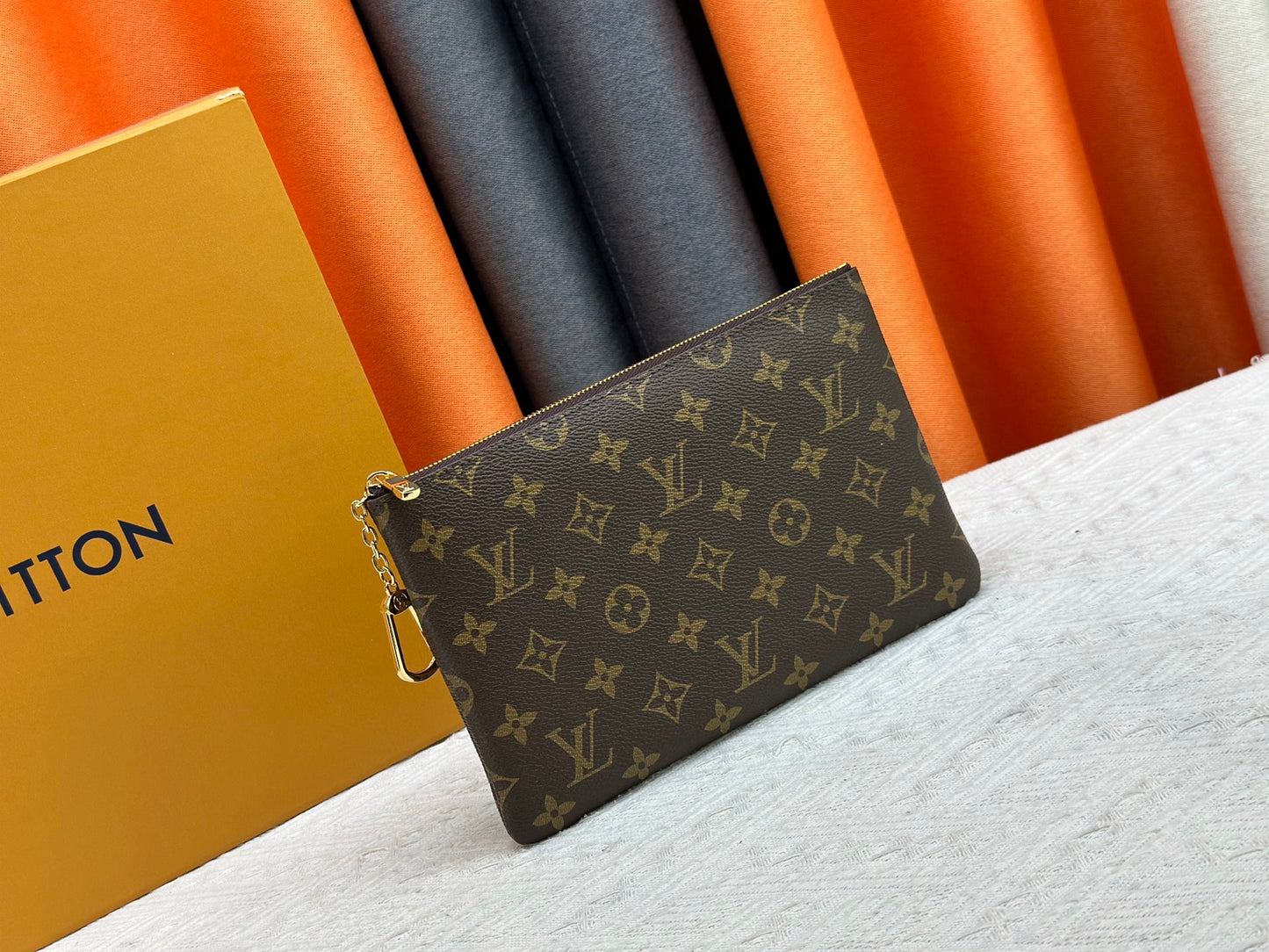 195NE10BDE Stylish Wallets