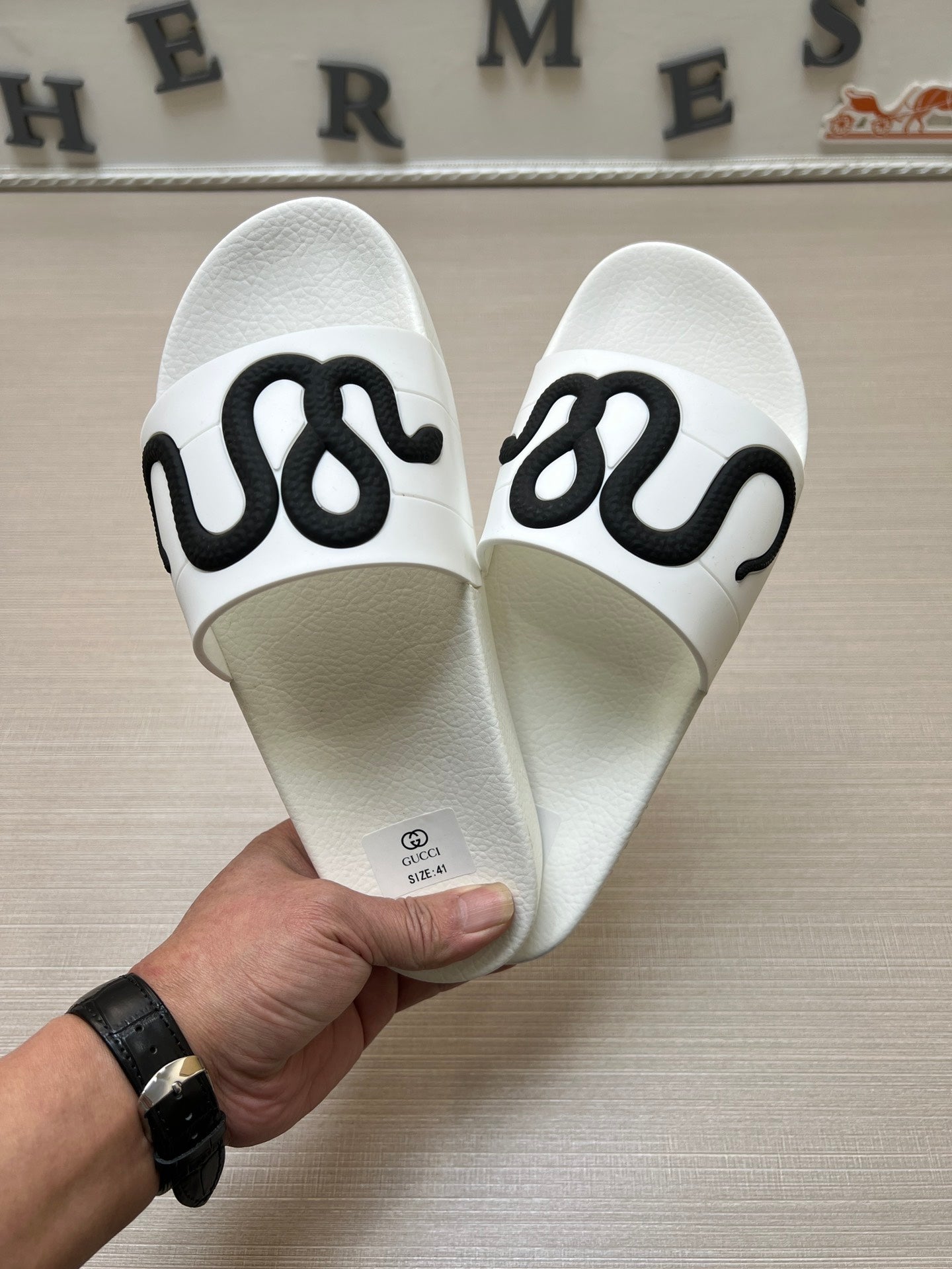 5LB217ZDE Stylish Slippers