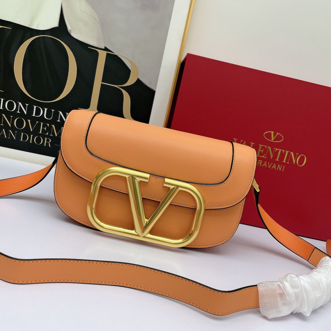 5A45BDE Stylish leather bag 