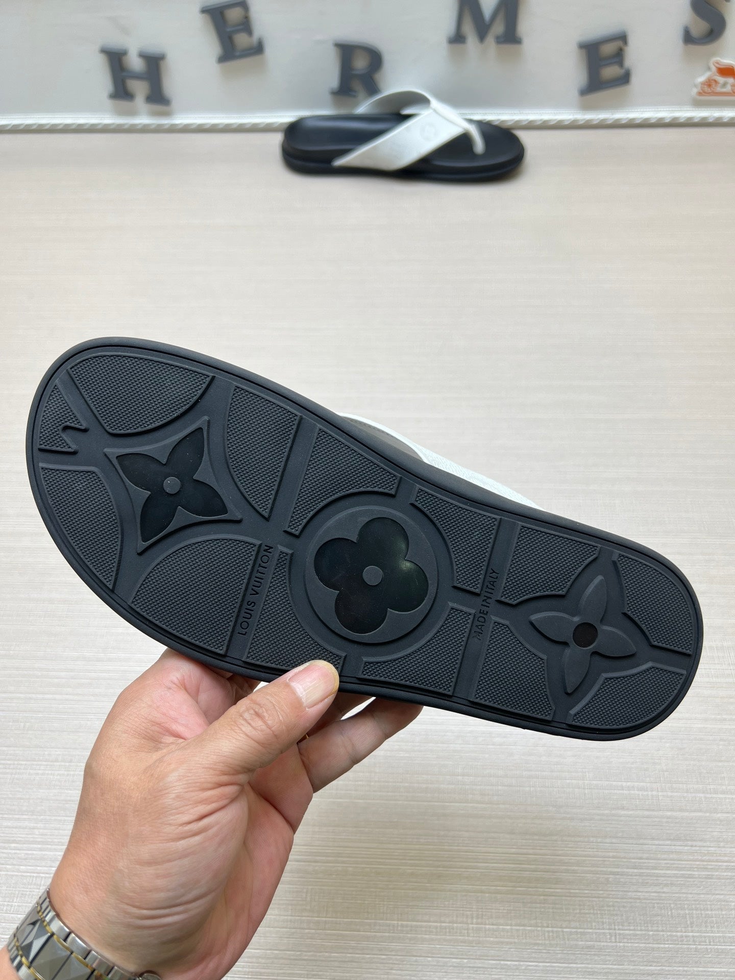 54E58ZDE Stylish slippers