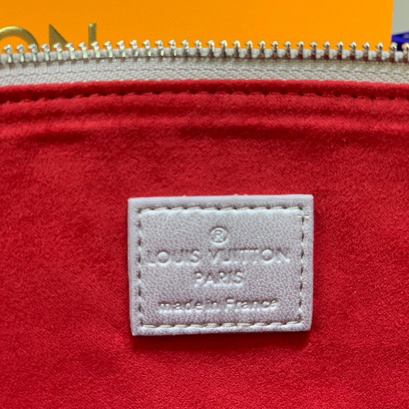 5E8BDE Stylish leather bag 